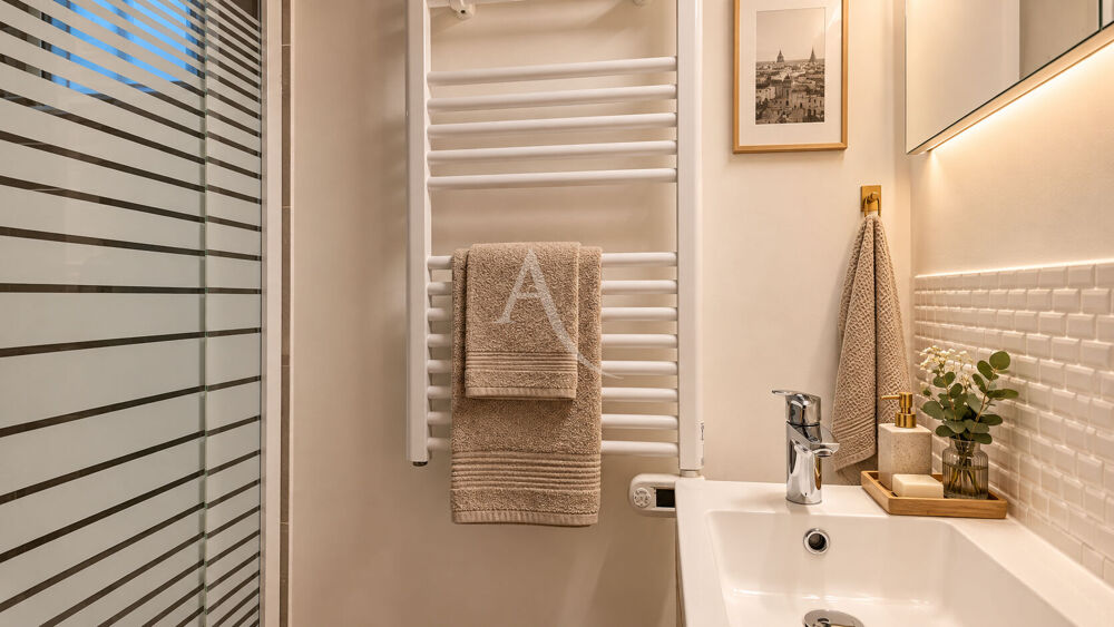 Vente Appartement Appartement 2 pièces 32m² ou profession libérale Paris 7