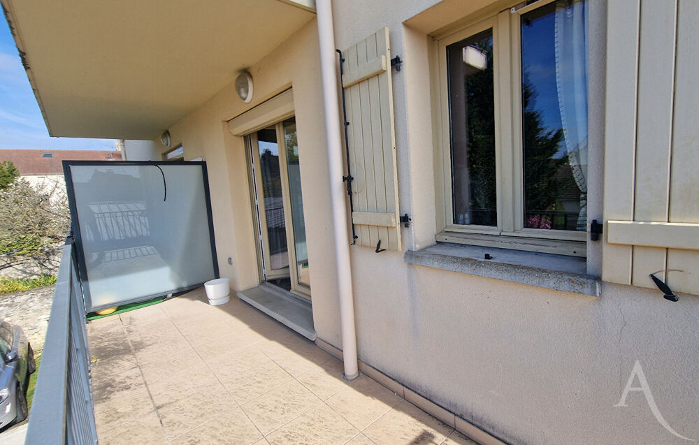Appartement Limay 2 pièces de 41 m² avec balcon terrasse et parking