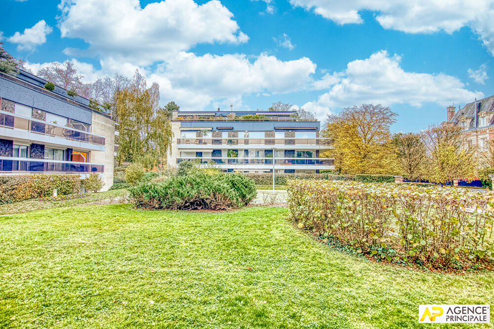 à vendre  Appartement Versailles (78000)