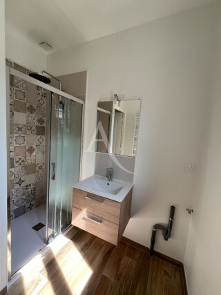  Maison à louer 3 pièces 64 m²