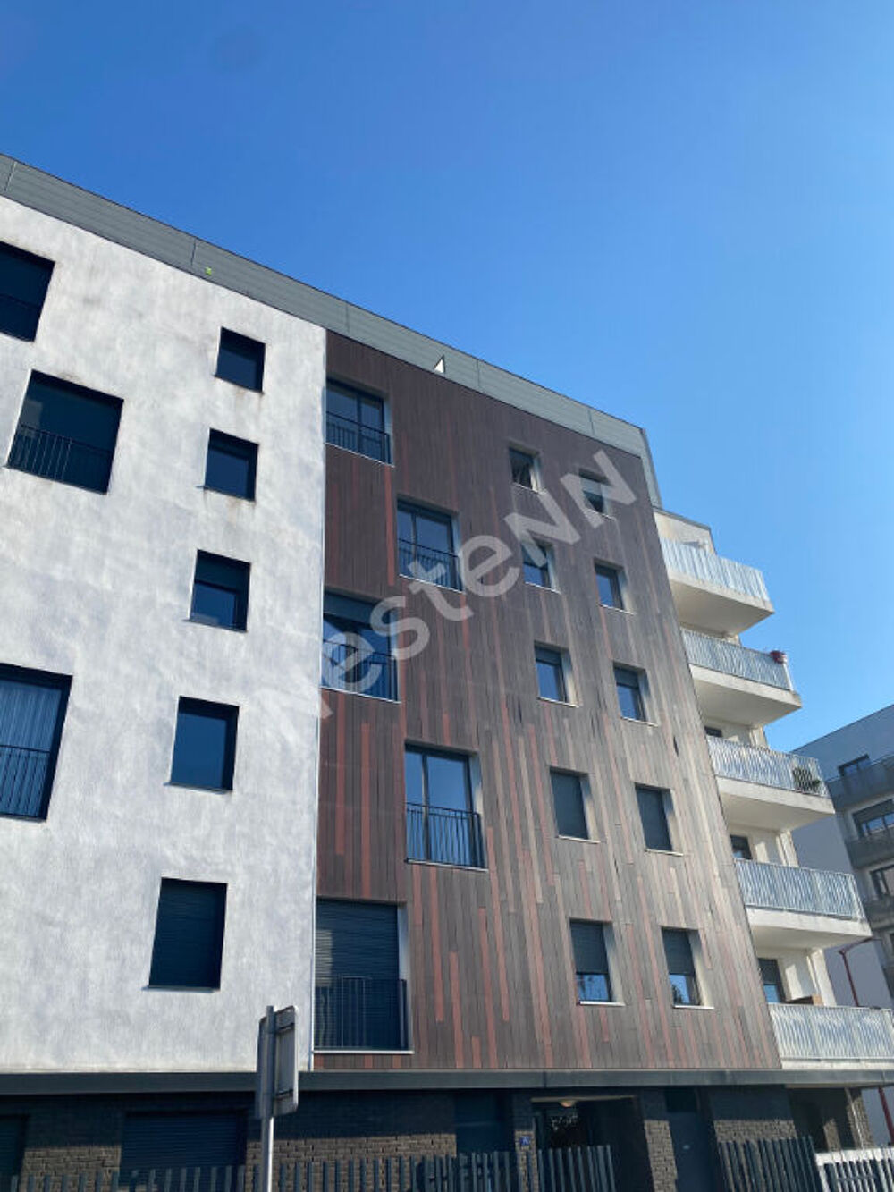 Vente Appartement Appartement Fresnes 1 pièce(s) 24,85 m2+ 1 place de parking Fresnes