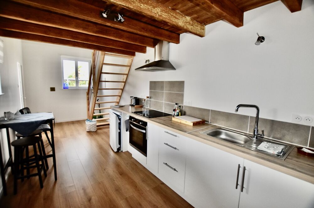 Élégante propriété de village avec 2 gîtes et superbe piscine creusée