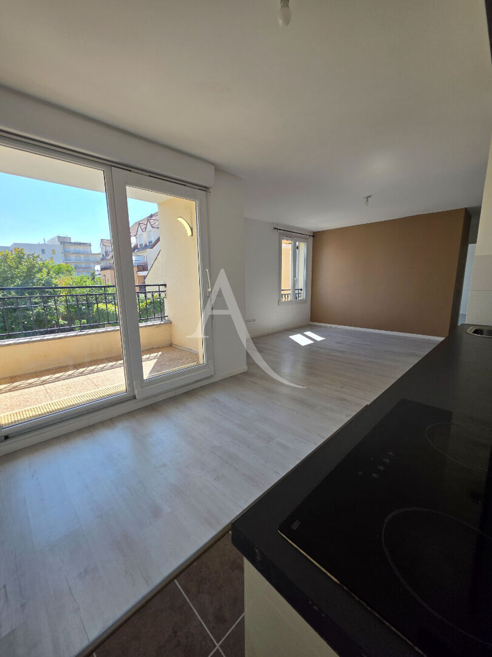 Vente Appartement Appartement F2 Meaux centre ville - place de parking - terrasse Meaux