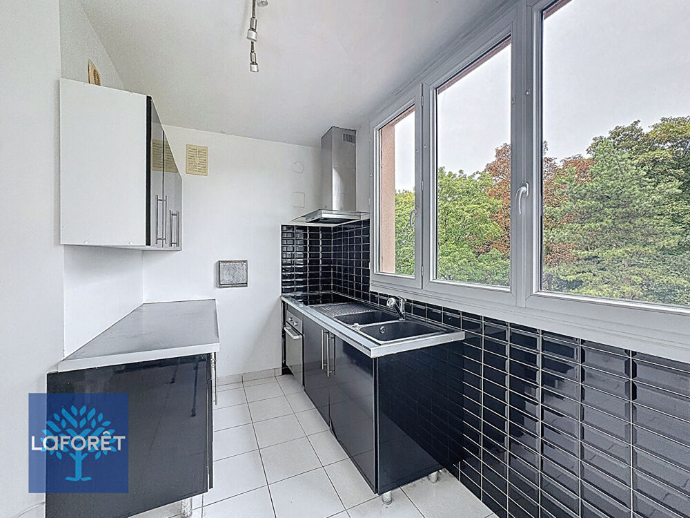 Appartement Corbeil Essonnes 3 pièces - 73.38 m2