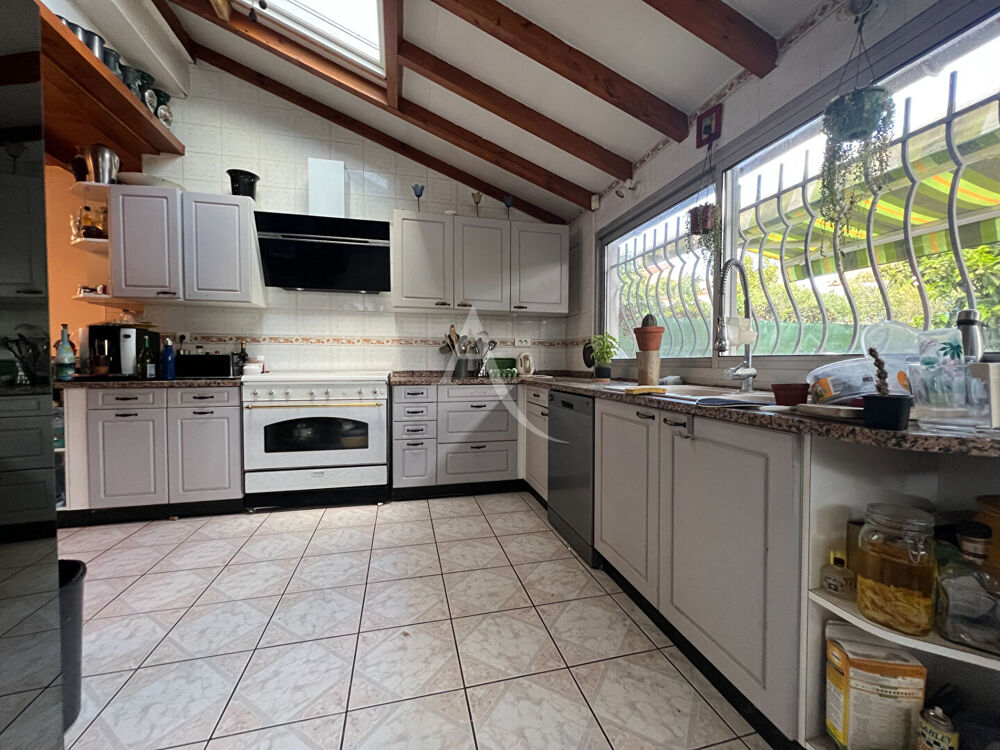 Maison 7 pièces 174 m² · à Perpignan · 174 m² · 294 000 €
