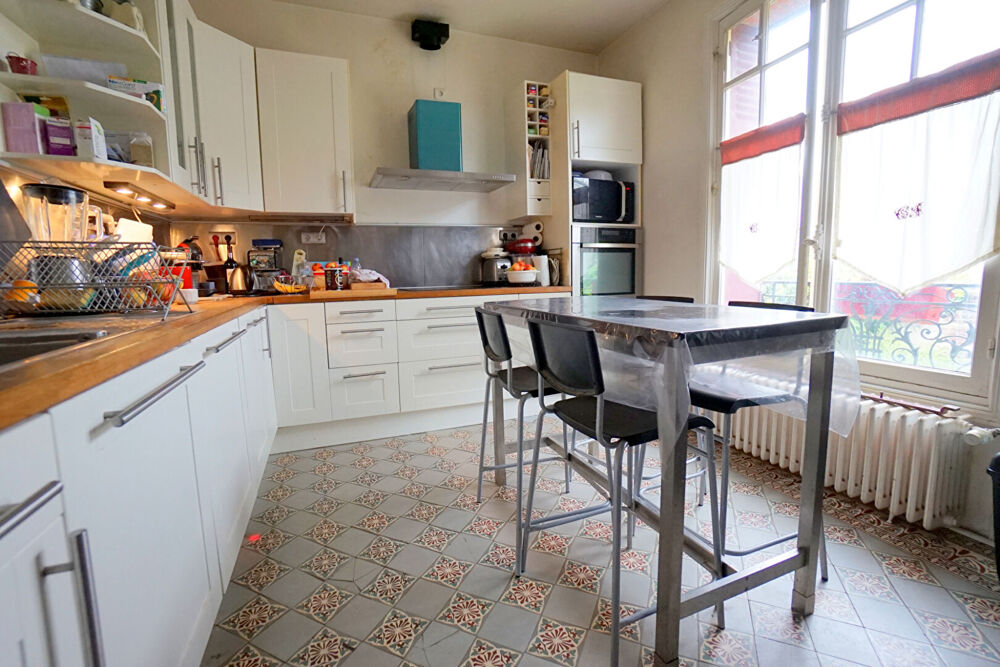 Vente Maison Maison bourgeoise Epône  pièces 157m2 Epone