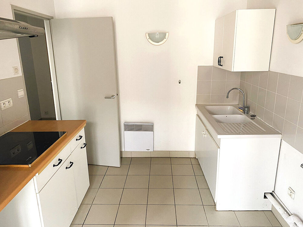 Location Appartement APPARTEMENT ANCIEN AVIGNON - 2 pièce(s) - 52 m2 Avignon