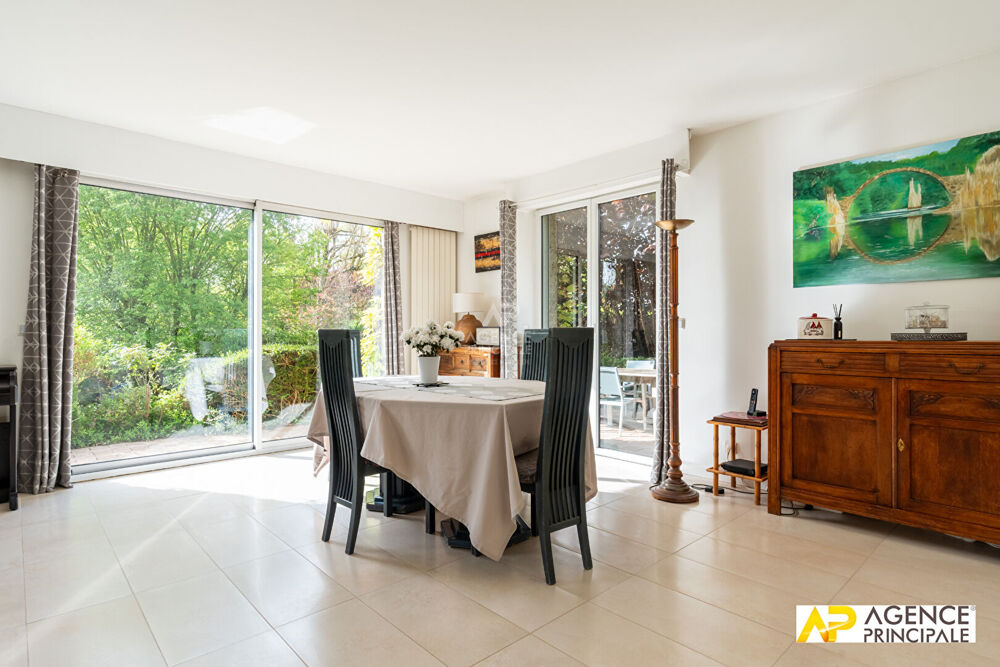 Vente Maison Maison 7 pièce(s) 160 m2 Le mesnil le roi