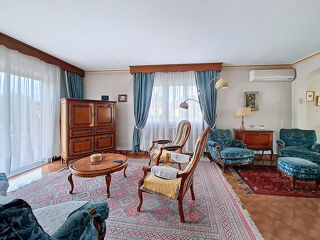  Maison  vendre 8 pices 200 m