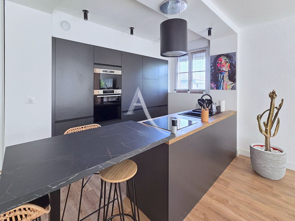 Vente Appartement PAU-TRESPOEY Appartement T2 rénové avec balcon, parking Pau