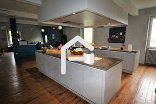  Maison � vendre 15 + pi�ces 943 m�