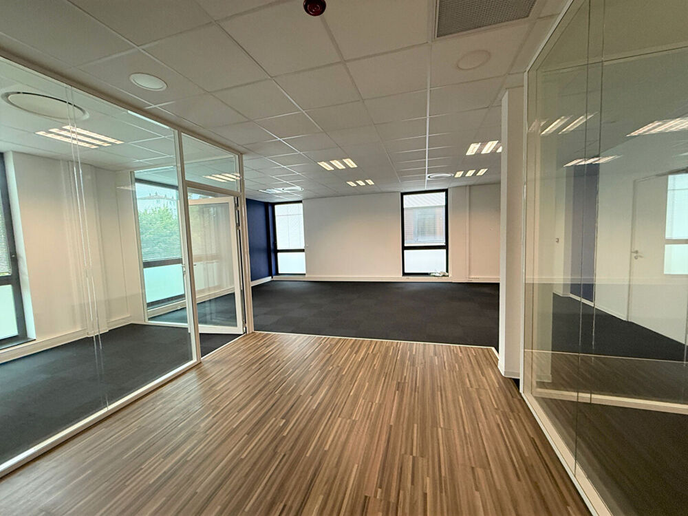   Bureaux 137m² - TEMIS BESANCON Besancon