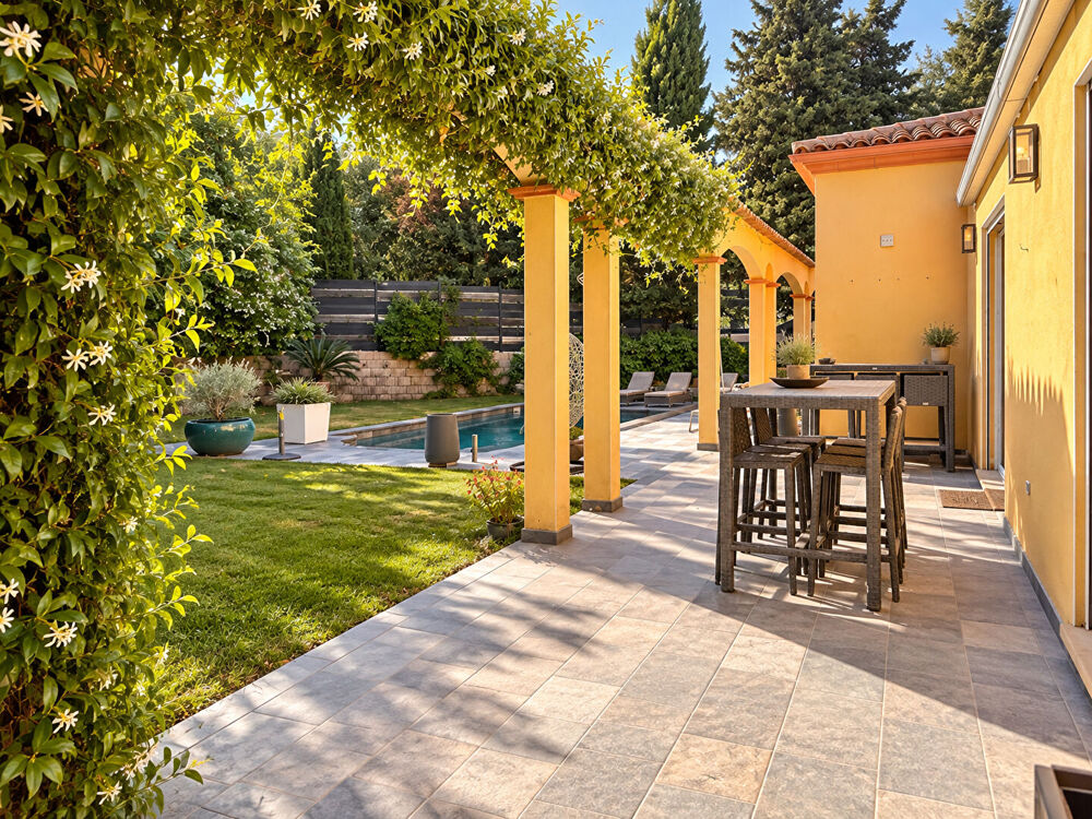 Vente Maison Villa avec Piscine et Vue sur la Cathédrale Beziers