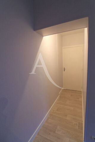  Appartement à louer 1 pièce 23 m²