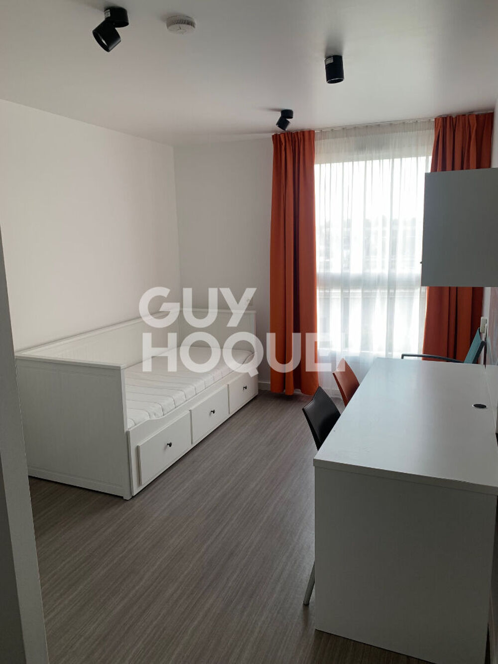 Location Appartement Appartement Chelles 1 pièces 19.91 m2 refait à neuf Chelles