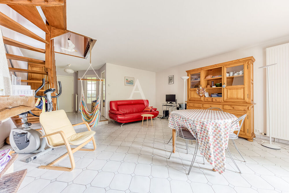 Vente Maison Maison Noisiel 5 pièce(s) 106.29 m2 Noisiel
