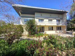  Maison � vendre 9 pi�ces 234 m�