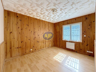 Vente Maison Maison - 6 pieces - 1500m² terrain Dreffeac