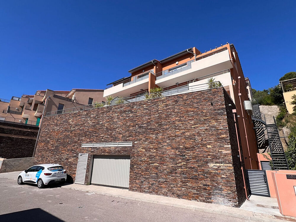 COLLIOURE CENTRE-VILLE ? APPARTEMENT T3 DE STANDING -96,81 M² AVEC VUE MER
