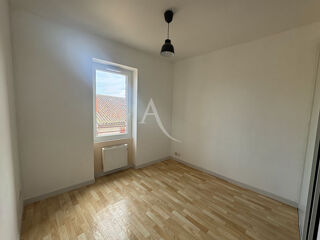  Appartement à louer 2 pièces 28 m²