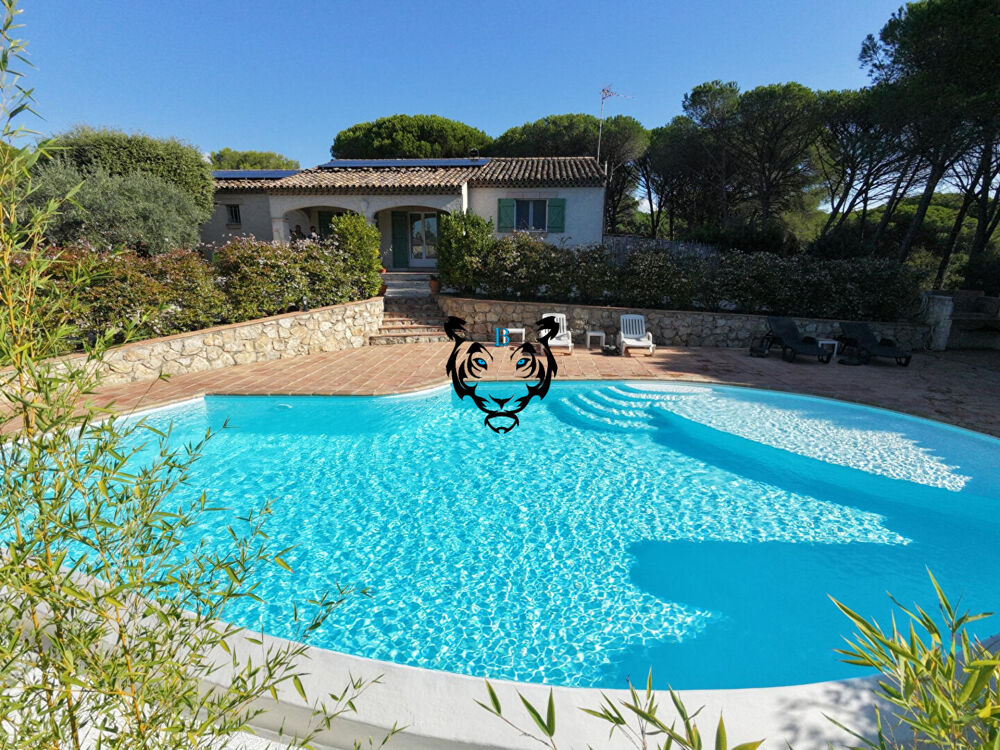 à vendre  Maison Roquebrune-sur-Argens (83520)