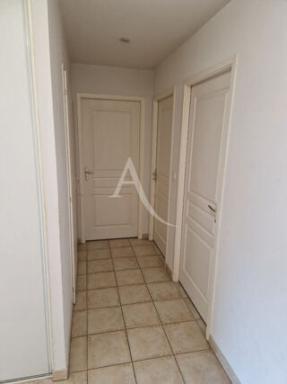  Appartement à louer 3 pièces 62 m²
