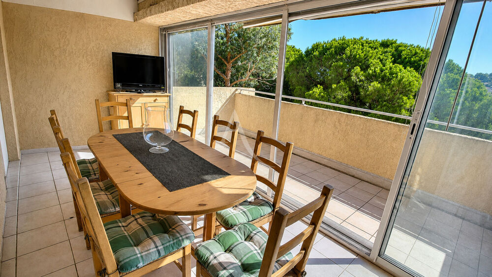 Vente Appartement Beau Studio dernier étage avec grande terrasse Carqueiranne
