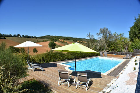   Complexe gite/chambres d'hotes sur 2 ha. Maison - 9 pi�ce(s) - 246 m�