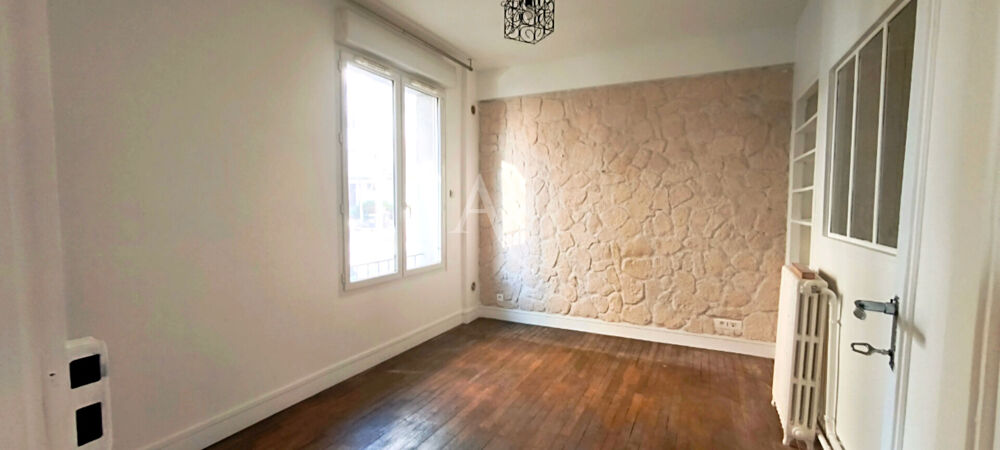 Vente Appartement 3P MAIRIE DES LILAS - M�TRO LIGNE 11 - CHARME DE L'ANCIEN Les lilas