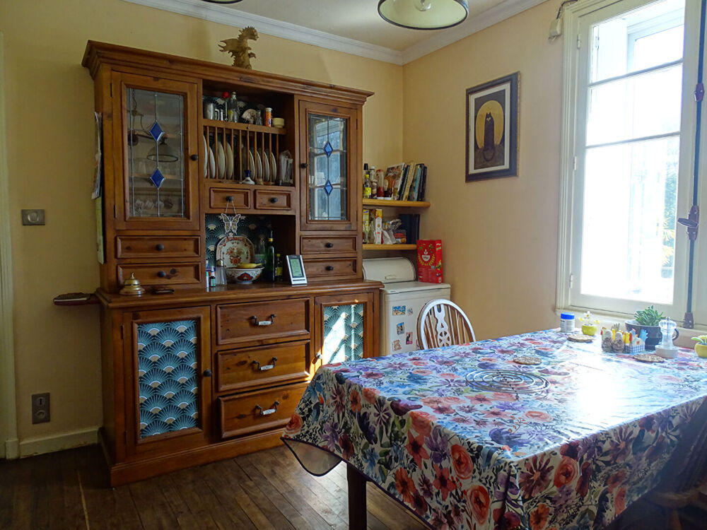 Vente Maison CÔTES-D'ARMOR. Maison individuelle de 3 chambres, avec dépendances, avec plus d'un hectare de terrain, près de Plussulien Plussulien