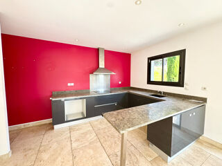  Maison à louer 4 pièces 180 m²