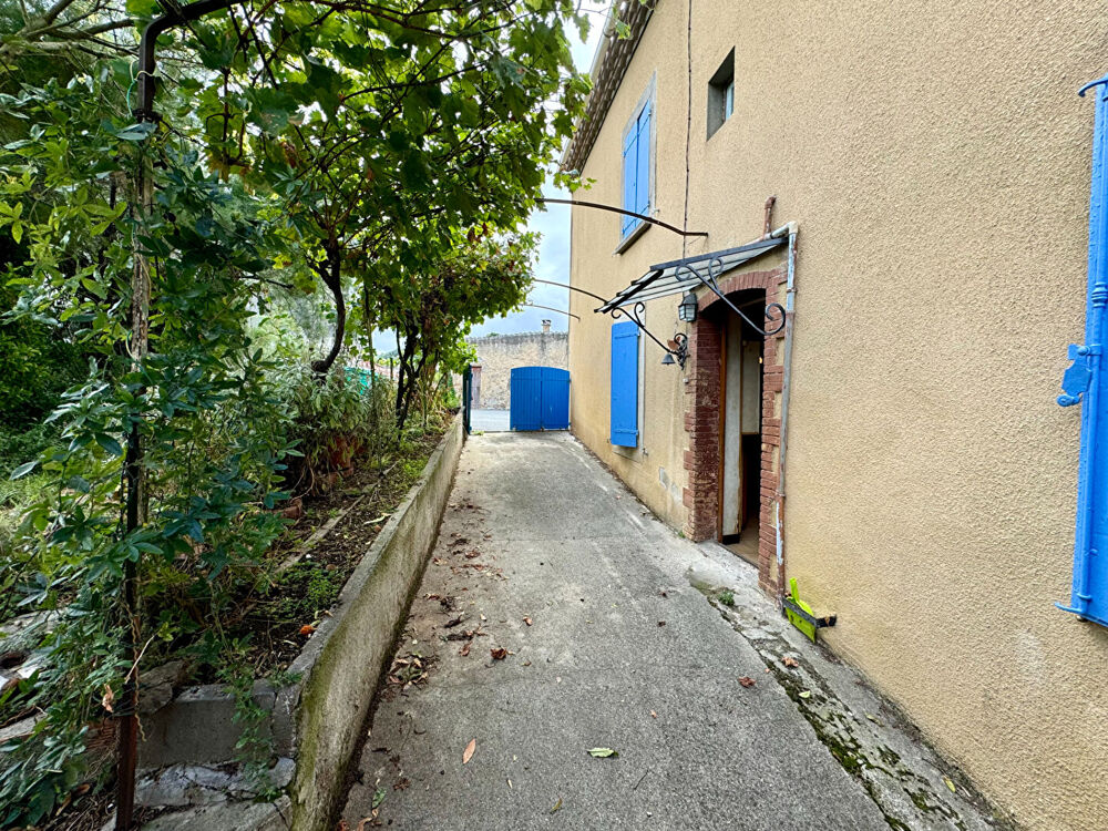 Maison de village avec jardin