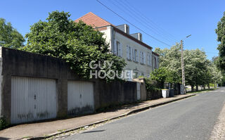  Immeuble à vendre 12 pièces 260 m²