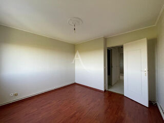  Appartement  vendre 2 pices 56 m