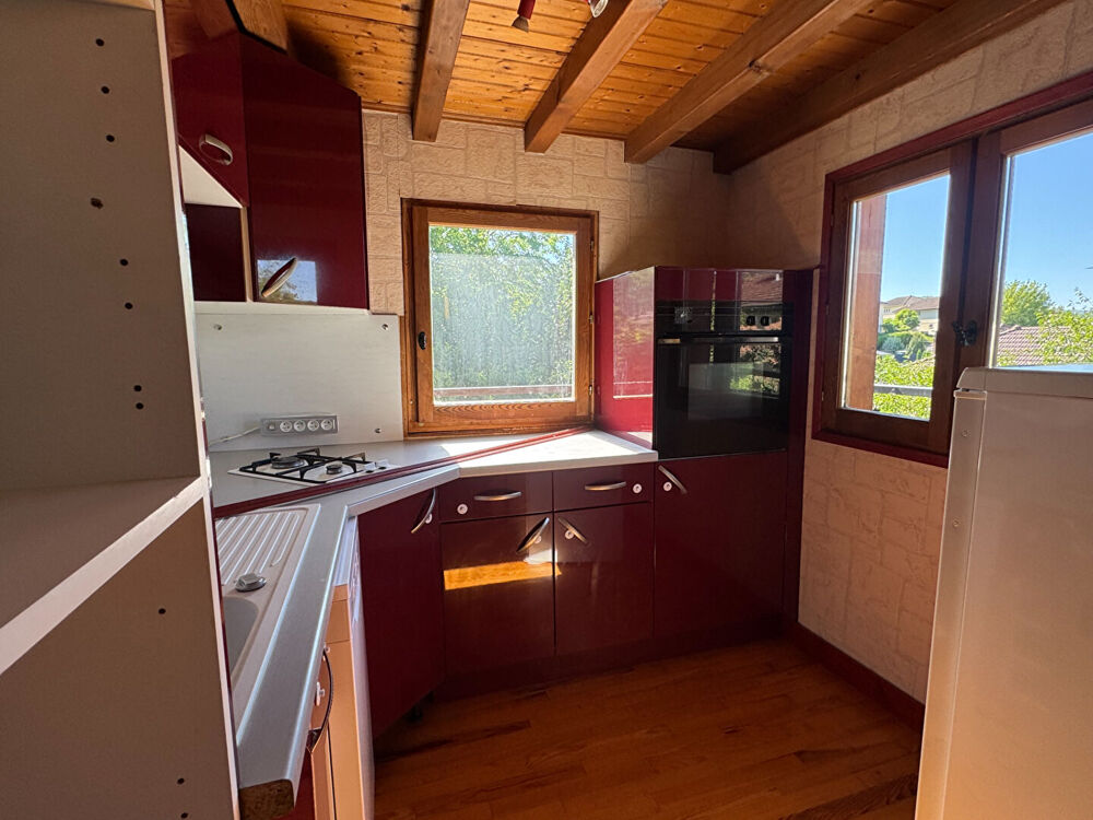 Chalet bois madrier Montmorot / 3 pièces / 1 chambres / 50 m²