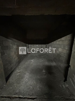  Parking / Garage � louer 12 m�