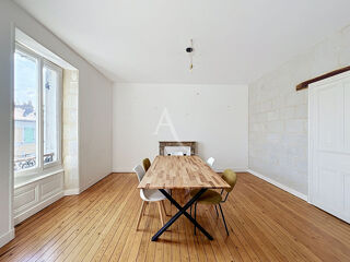  Appartement à louer 3 pièces 89 m²