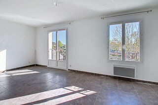  Appartement à louer 3 pièces 68 m²