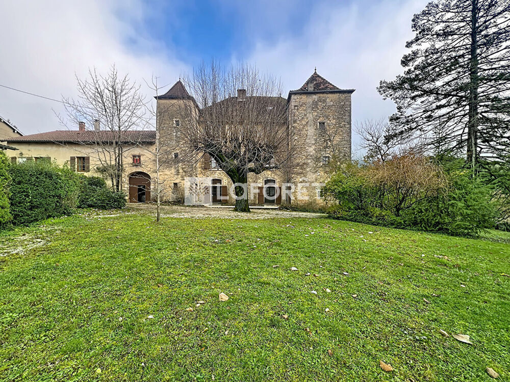 Maison 11 pièces 226 m² · à Les Trois Chateaux · 226 m² · 340 000 €