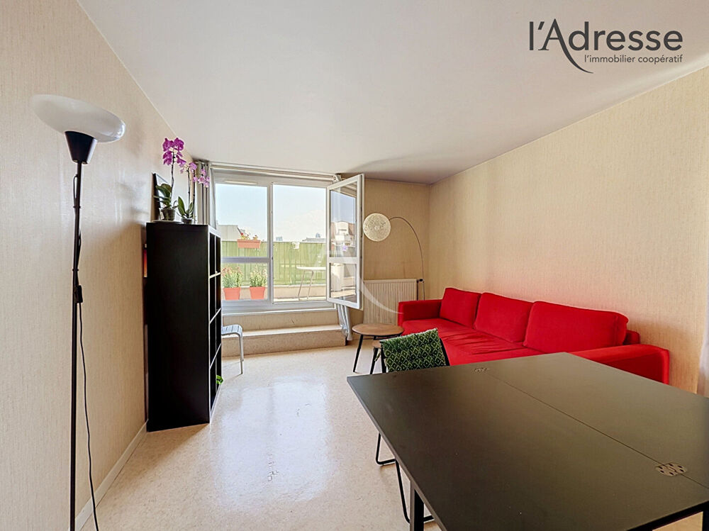 Vente Appartement Appartement Suresnes - Vendu loué -  2 pièces 44m2 -Terrasse -18m²  Cave - parking Suresnes