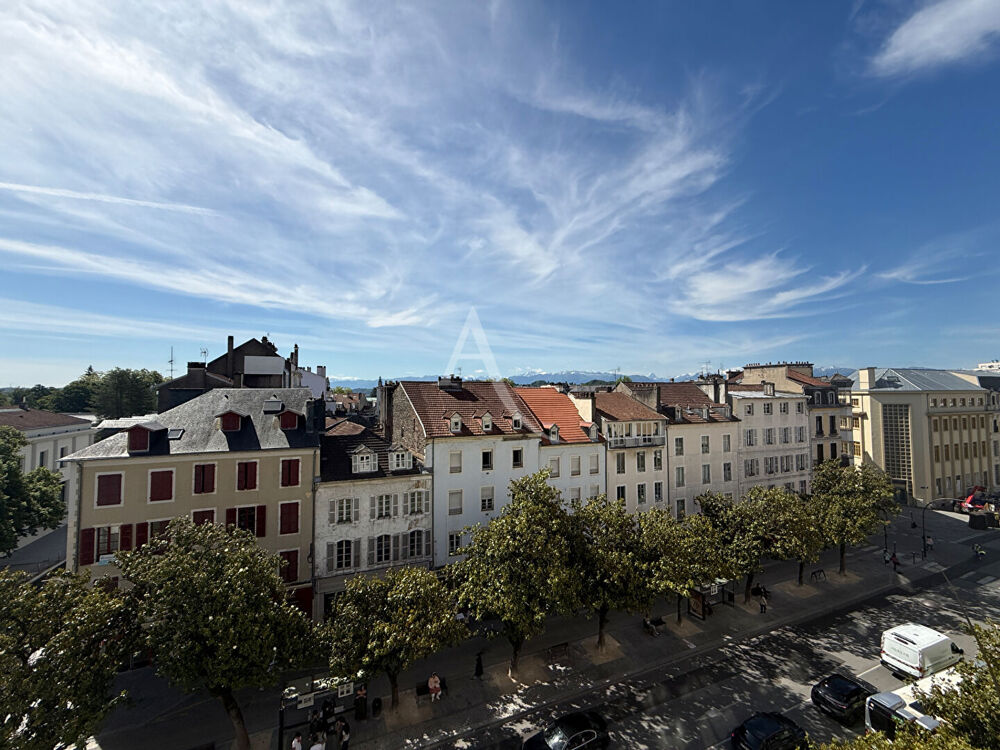 Vente Appartement Hyper centre 2 pièce(s) balcon, parking et cave Pau