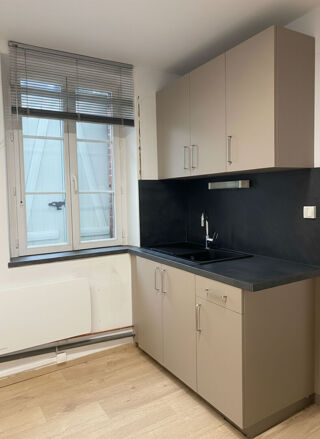  Maison à louer 6 pièces 128 m²