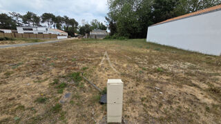  Terrain à vendre 694 m²