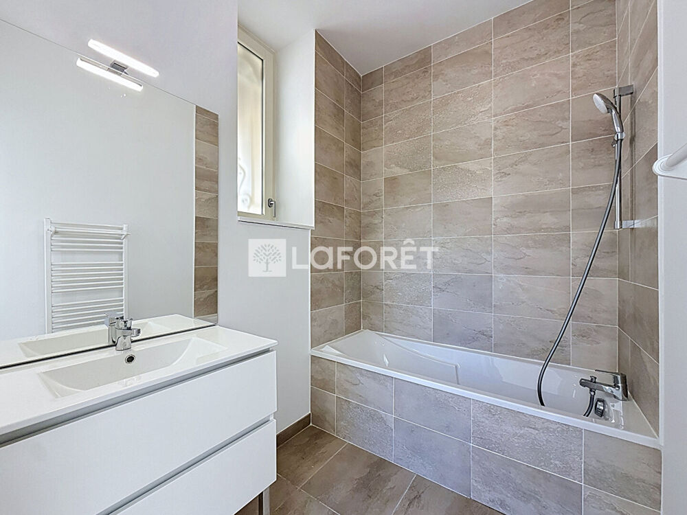Location Appartement T2 NEUF  - 38.30 m² - Résidence « Espace Millat » Bourg-en-Bresse Gare Bourg en bresse