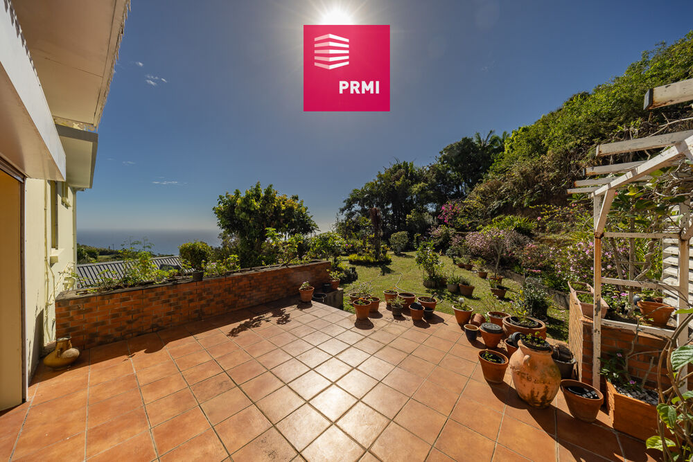 EXCLUSIVITÉ - Maison familiale 338 m² - 6 chambres - La Montagne 97417