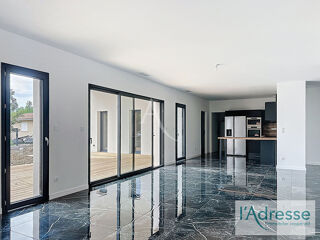  Maison 4 pi�ces 122 m� Launaguet