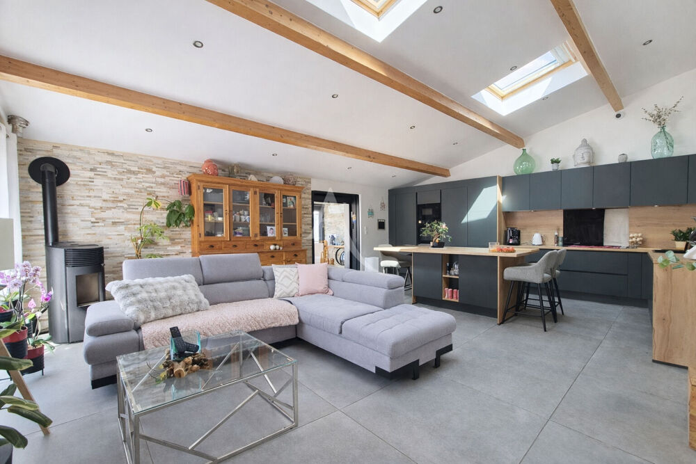 Vente Maison Maison familiale lumineuse avec piscine- Proche étang et commodités - Balaruc-les-Bains Balaruc les bains