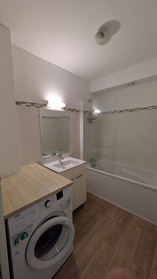  Appartement à louer 1 pièce 34 m²