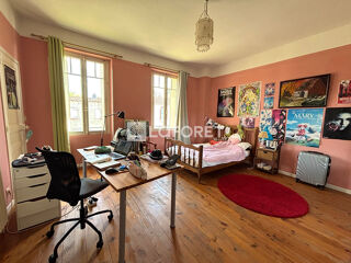  Maison  vendre 5 pices 211 m