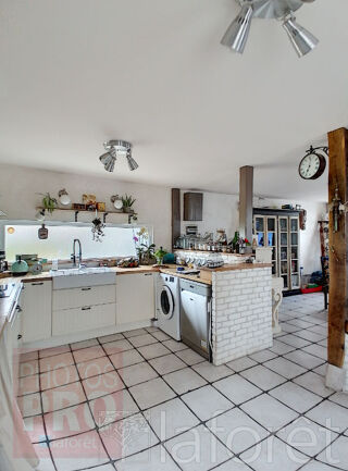  Maison à louer 5 pièces 75 m²